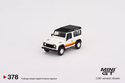 Mini GT Land Rover Defender 90 Wagon White - MGT00378 1:64